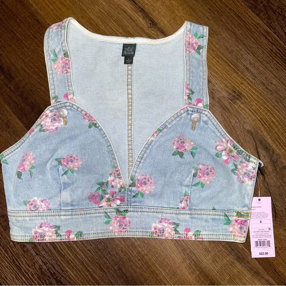 wild fable Floral Denim Crop Top in Light Blue and Pink